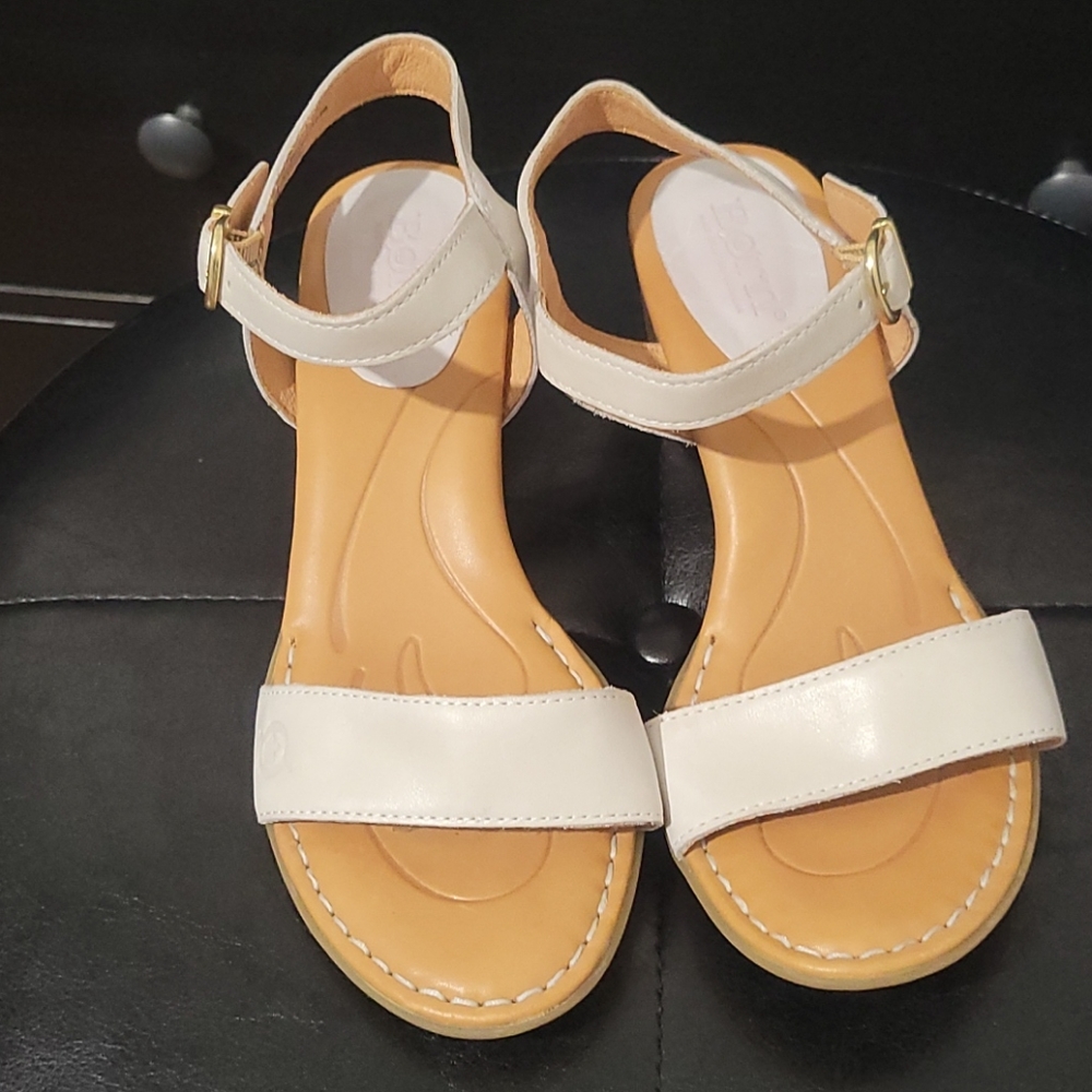 Born heel sandals size  6